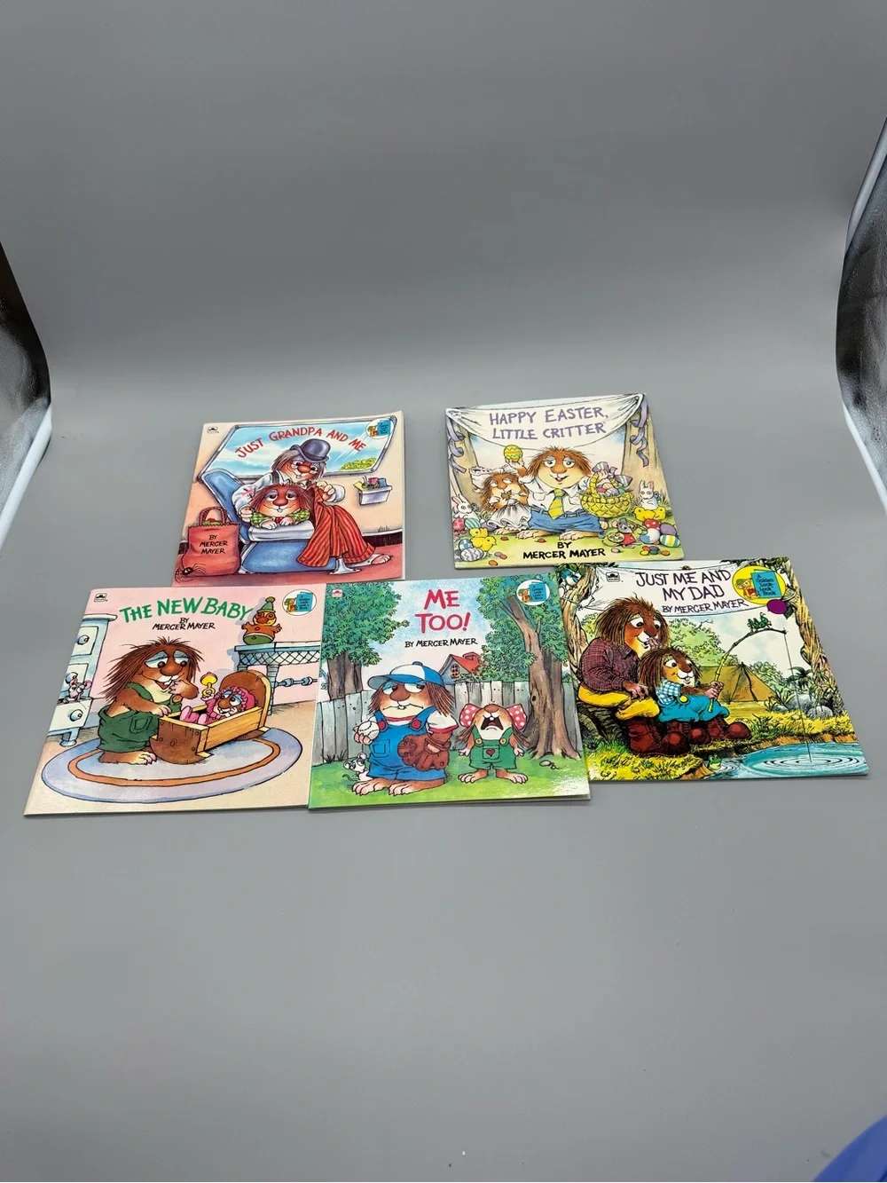 Little Critter Kids Book Set - Colorful Green & Blue Covers. 5 Books